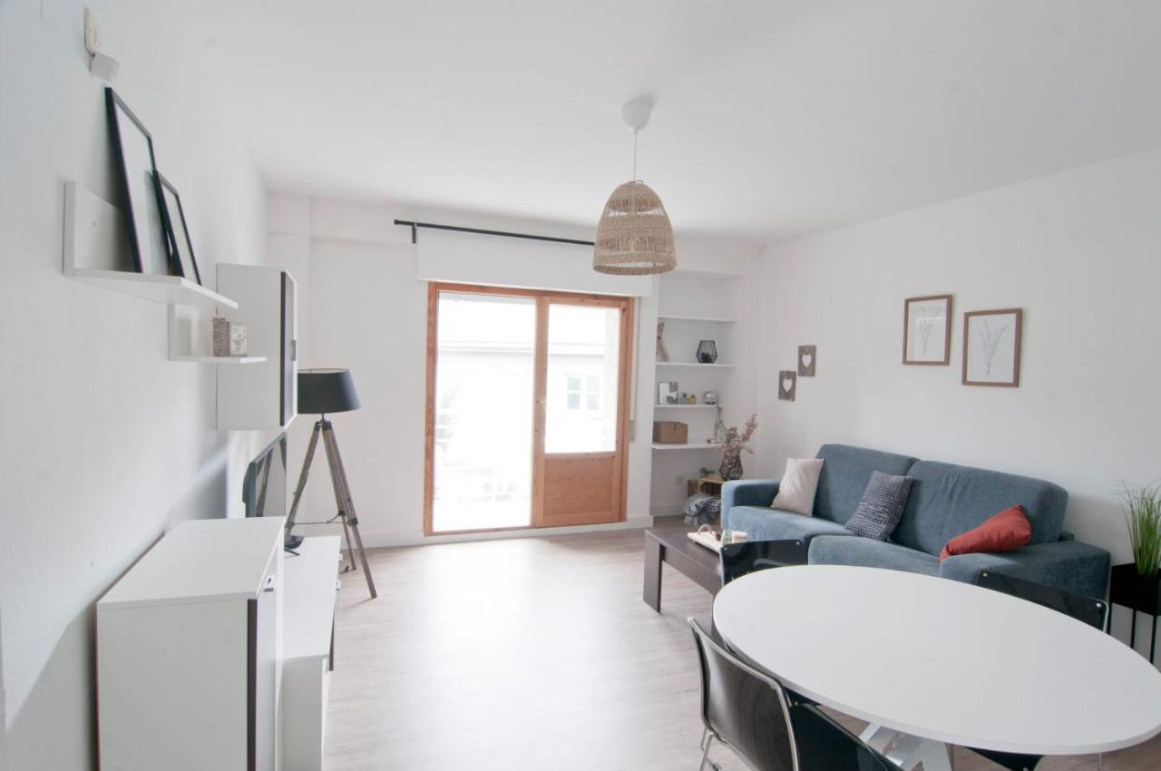 Arroyo Bates Jaca Apartment Bagian luar foto